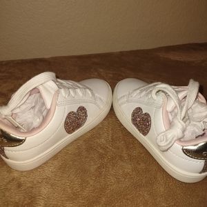 Carter's girls white tennis shoes size 10
